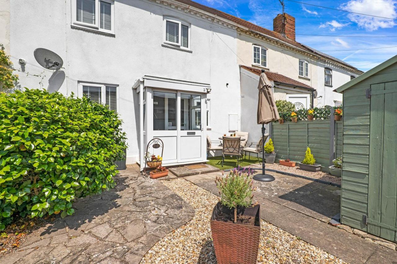 Cottage In Worcestershire อีฟแชม ภายนอก รูปภาพ