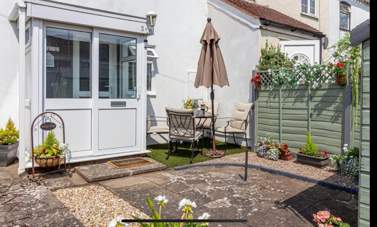 Cottage In Worcestershire อีฟแชม ภายนอก รูปภาพ